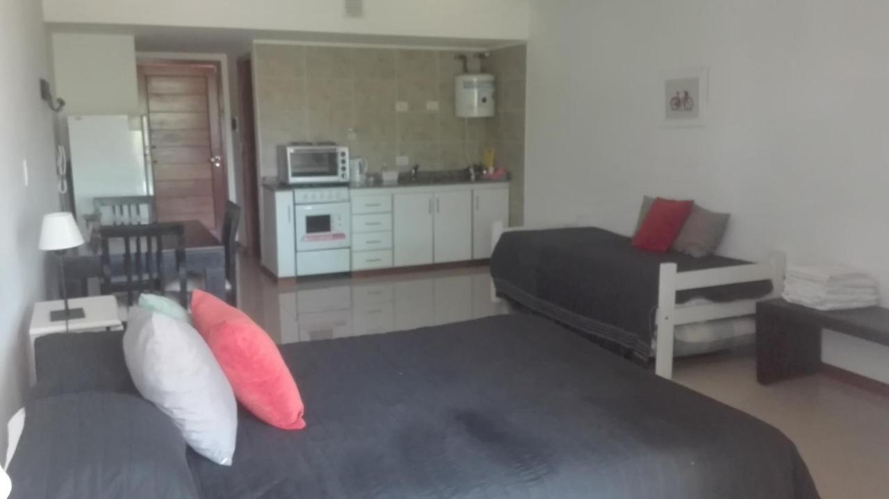 Apartamentos Laguna De Navarro Esterno foto